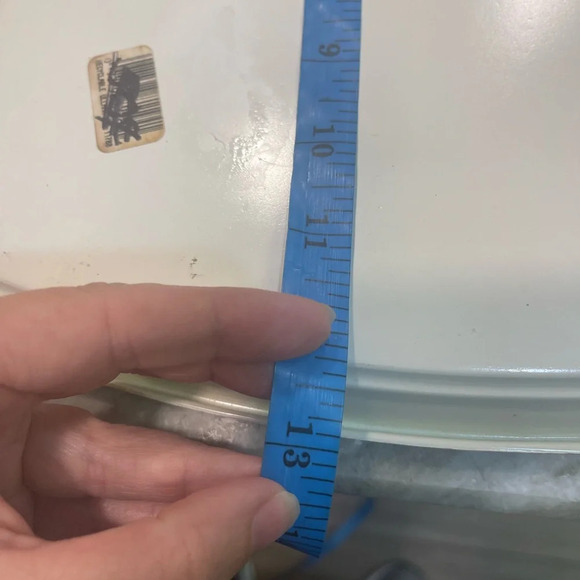 Two Vintage Santa Claus Merry Christmas 11x13” Plastic Serving Trays - Picture 5 of 8